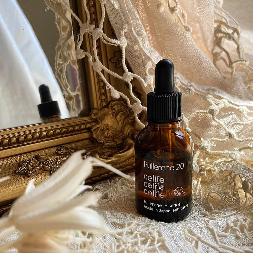 フラーレン配合美容液 フラーレン20/Celife/美容液を使ったクチコミ（2枚目）
