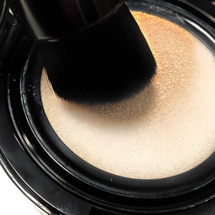 【裏技】クッションファンデはブラシで綺麗に仕上がる!おすすめブラシもご紹介