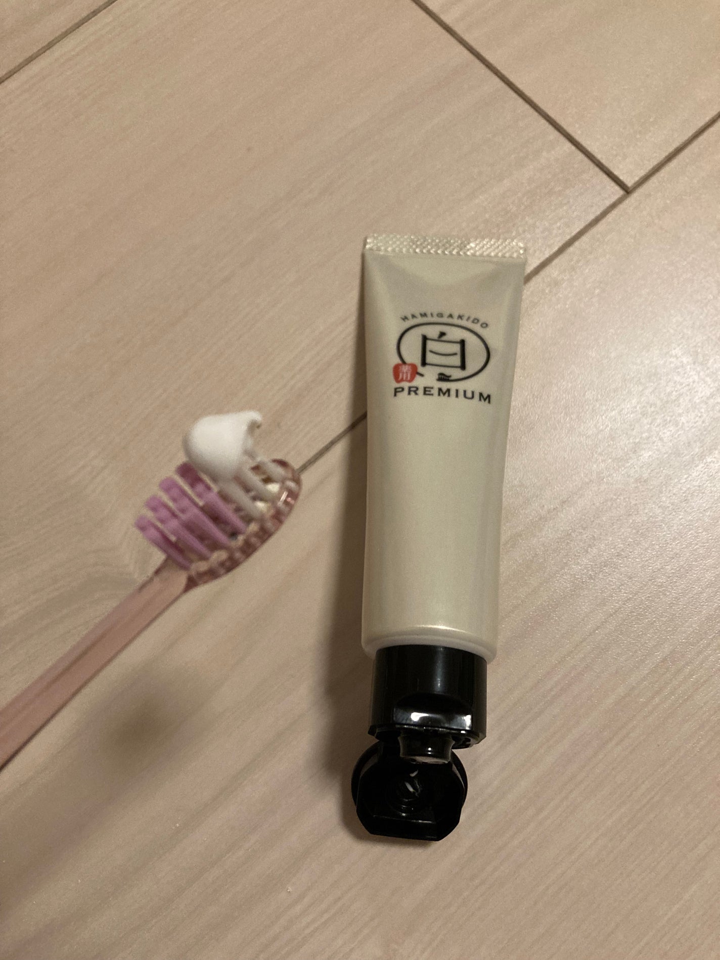 歯磨き堂 薬用ホワイトニングペースト プレミアム/歯磨き堂/歯磨き粉を使ったクチコミ(2枚目)