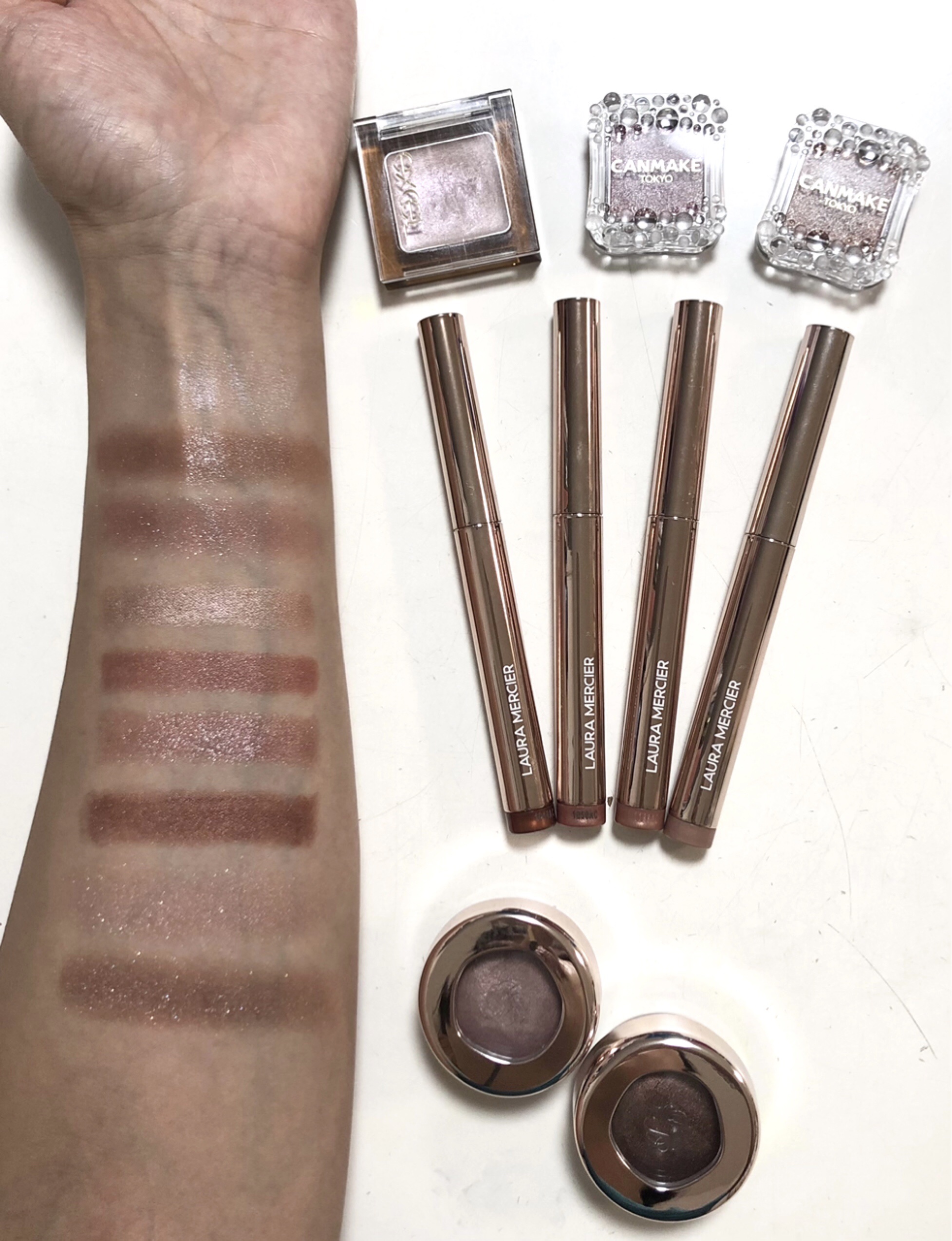 キャビアスティック アイカラー/ローラ メルシエ/スティックアイシャドウを使ったクチコミ（2枚目）