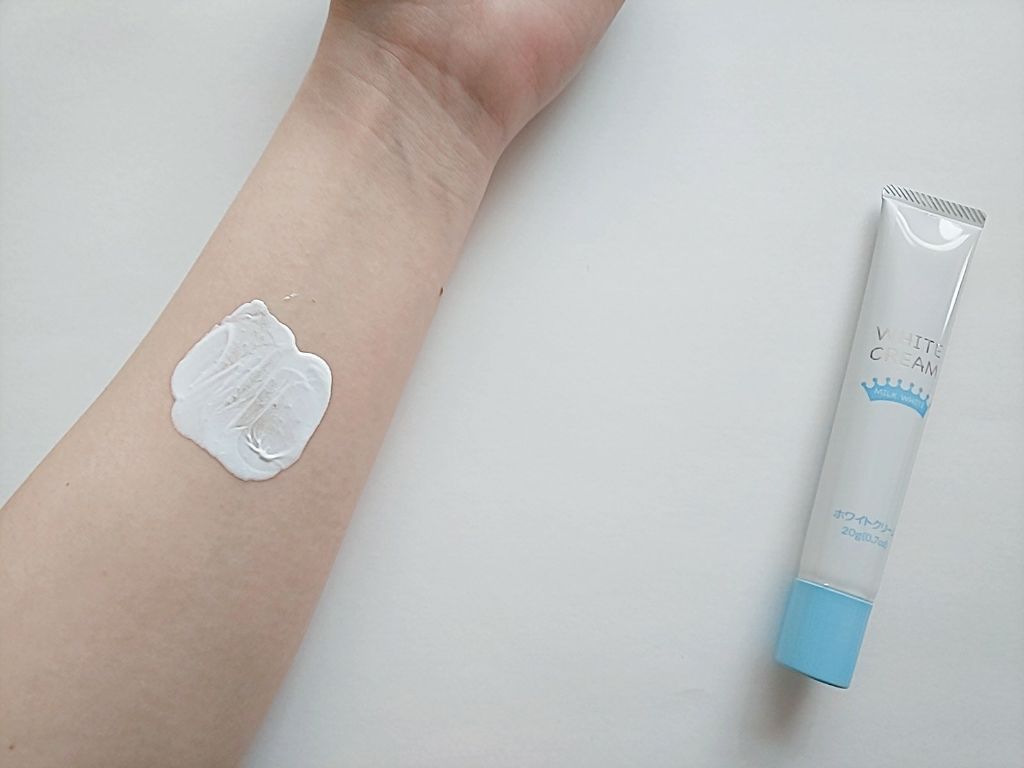 日本製ホワイトクリームＤ/DAISO/化粧下地を使ったクチコミ（2枚目）