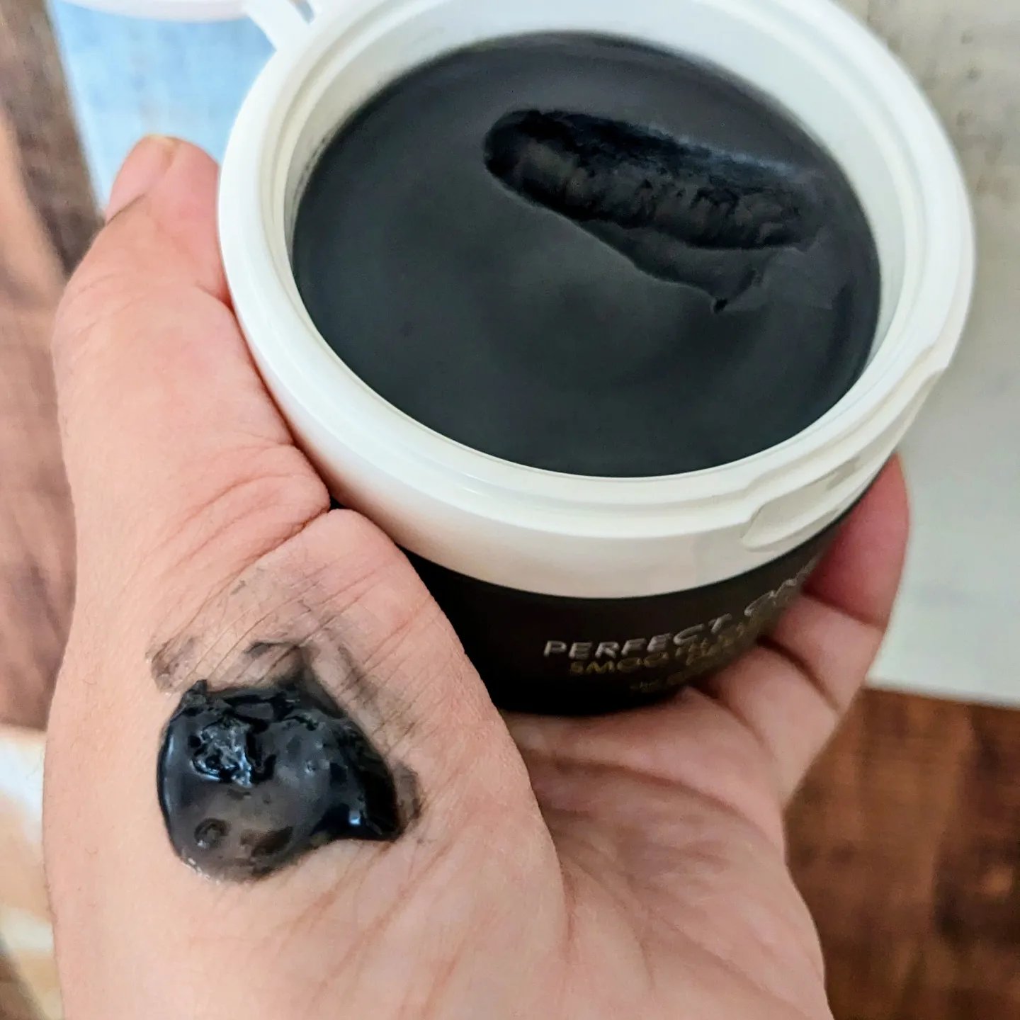 パーフェクトワンフォーカス スムースクレンジングバーム ディープブラック/PERFECT ONE  FOCUS/クレンジングバームを使ったクチコミ（3枚目）