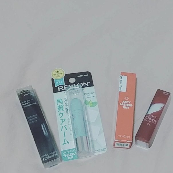 emachan│フォロバします🤍 on LIPS 「6月・7月の購入品🍉☔️・レブロンのスクラブリップ塗るとティン..」(1枚目)