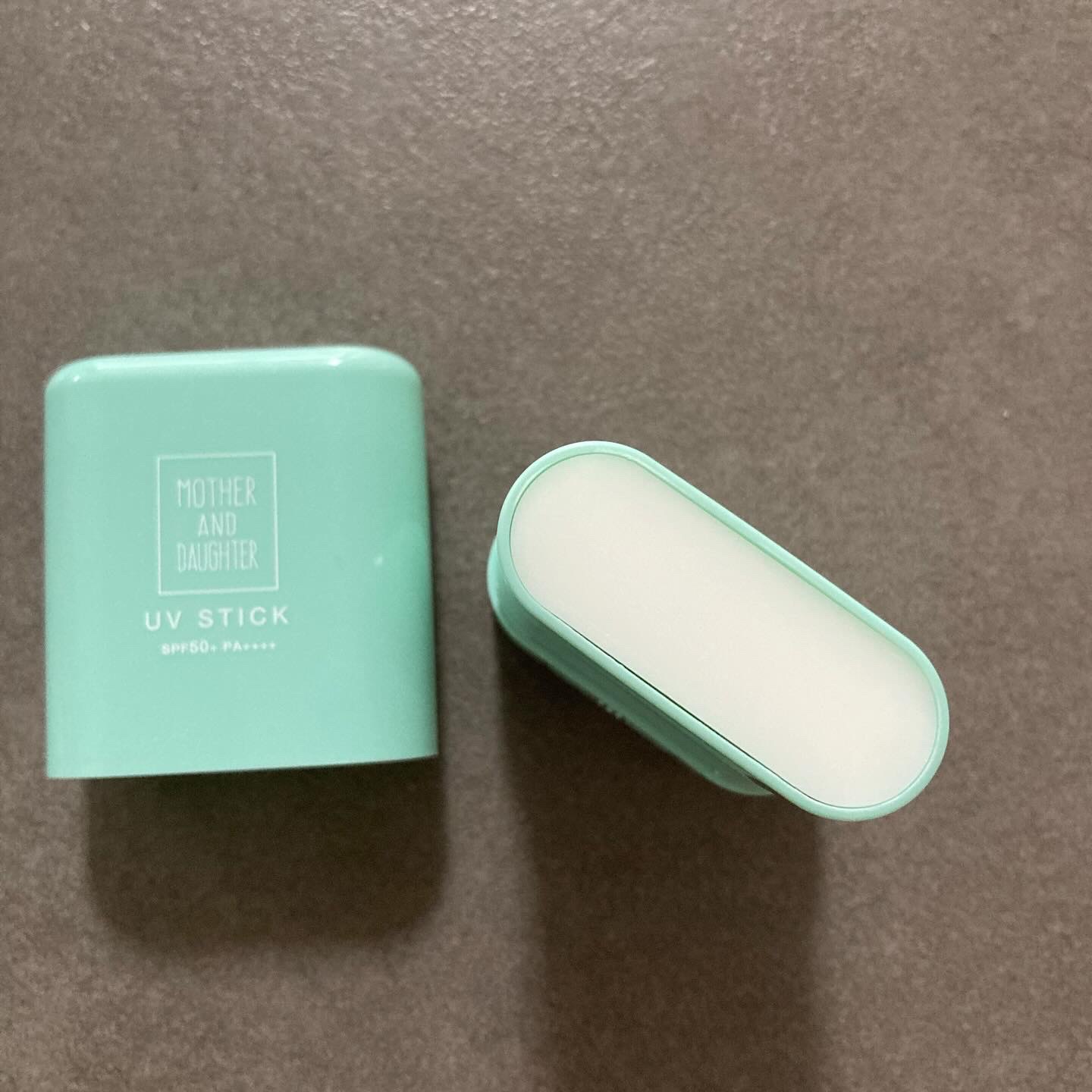 クリアUVスティック H/Mother&Daughter/日焼け止めスティックを使ったクチコミ（3枚目）