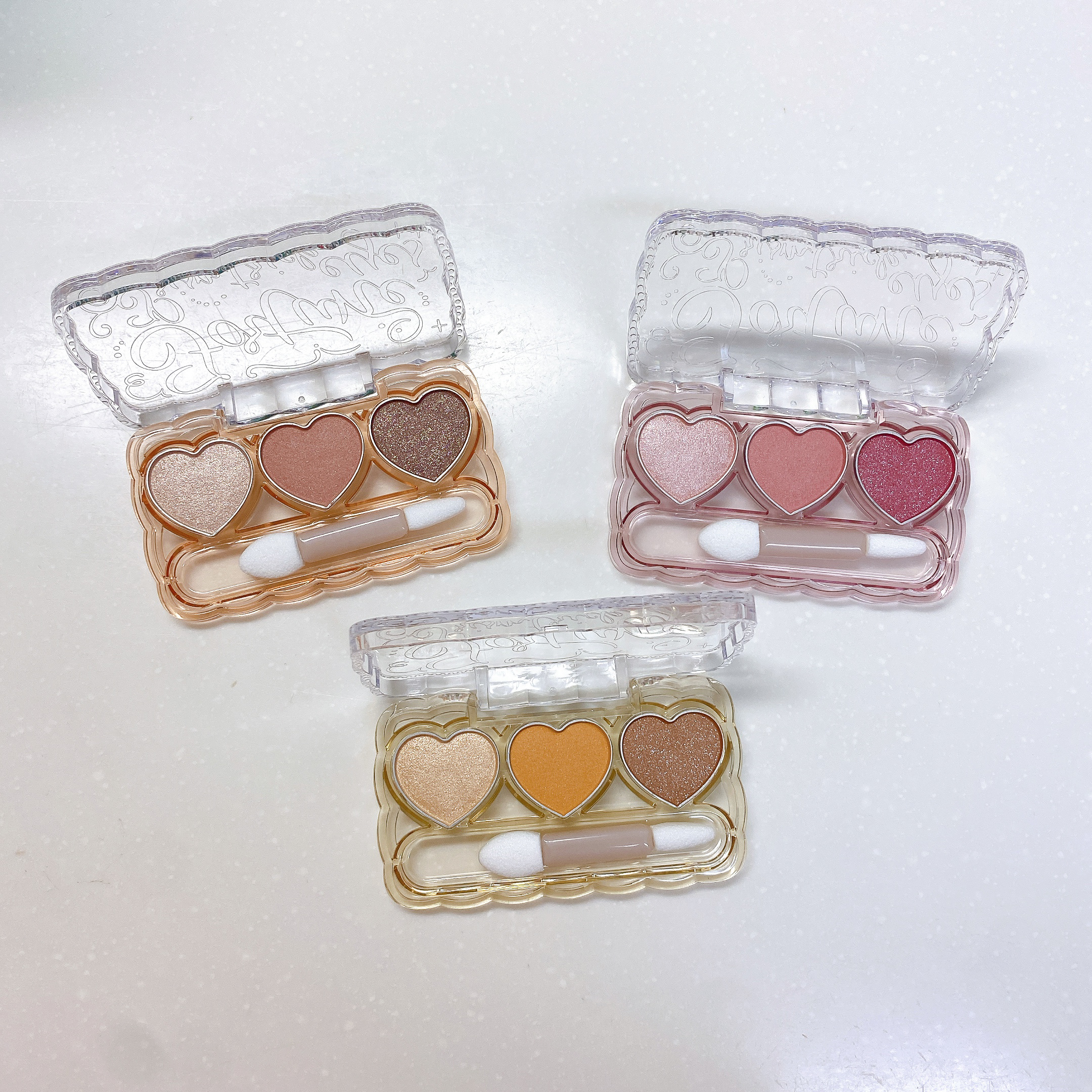 ドーリーフィール アイカラー 03（フランボワーズピンク)/フォーチュン/アイシャドウパレットを使ったクチコミ（2枚目）