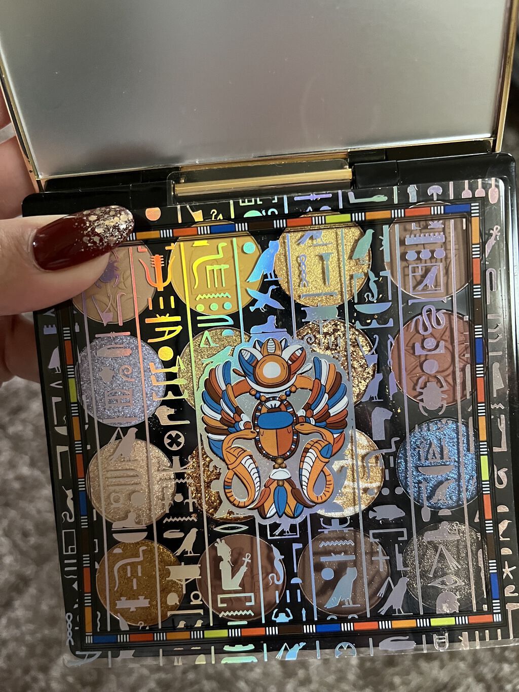 デザートメモリシリーズ 16色アイシャドウパレット/ZEESEA/アイシャドウパレットを使ったクチコミ（2枚目）