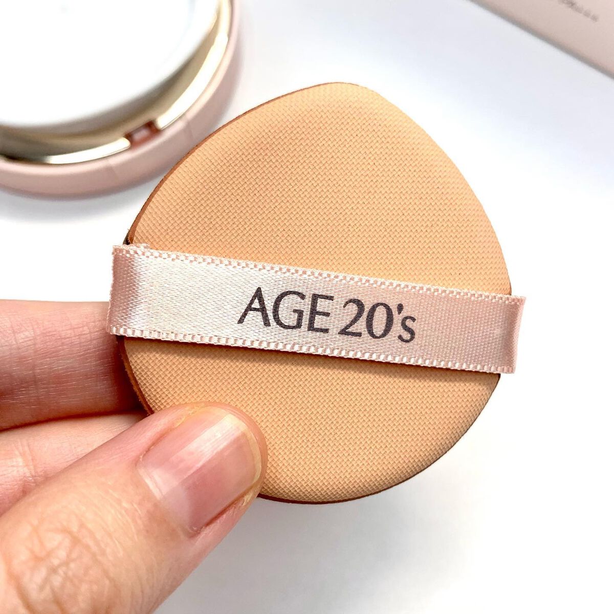 SIGNATURE ESSENCE COVER PACT /AGE20’s/クリーム・エマルジョンファンデーションを使ったクチコミ(4枚目)