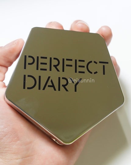 スターダストダイヤモンドハイライトパウダー/PERFECT DIARY/パウダーハイライトを使ったクチコミ(7枚目)