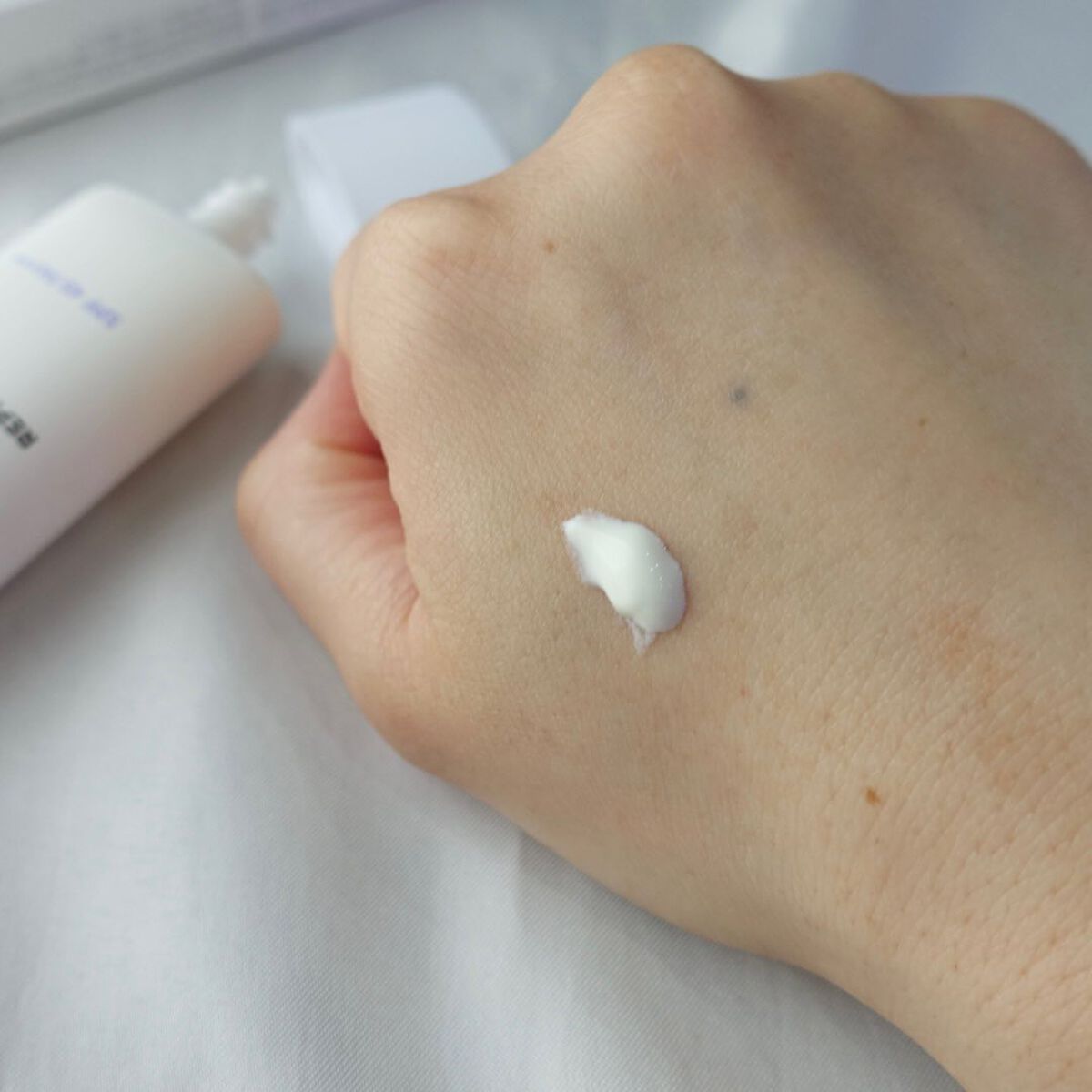 ミルクシスルリペアシカサンスクリーンプラス/BANOBAGI/日焼け止めミルクを使ったクチコミ(3枚目)