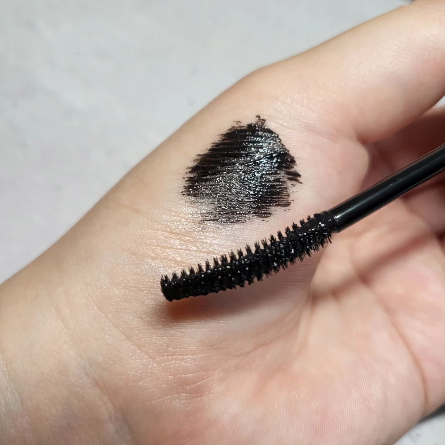 カールフィックスマスカラ ボリュームブラック/ETUDE/マスカラを使ったクチコミ（3枚目）