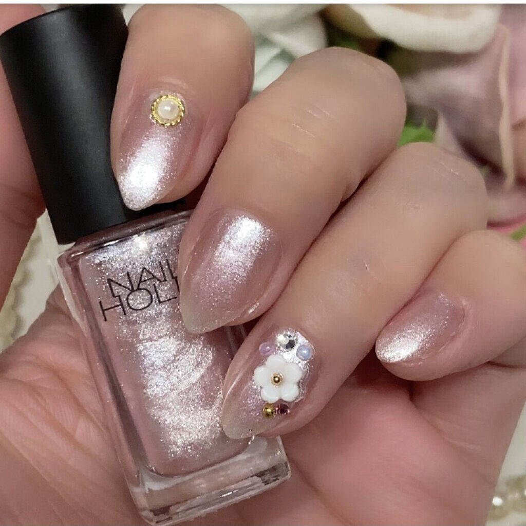 Summerネイルのネイルデザイン | パールグロウハイライト