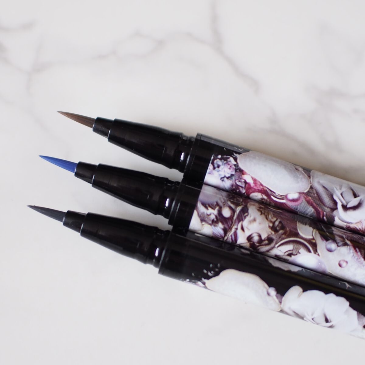 シアーペインティングライナー/KATE/リキッドアイライナーを使ったクチコミ（2枚目）