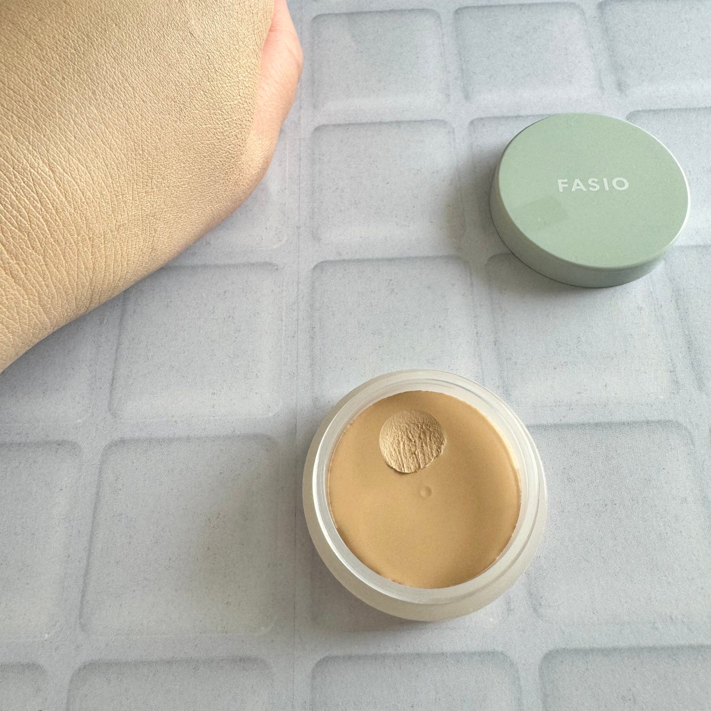 エアリーステイ BB ティント UV/FASIO/BBクリームを使ったクチコミ(6枚目)