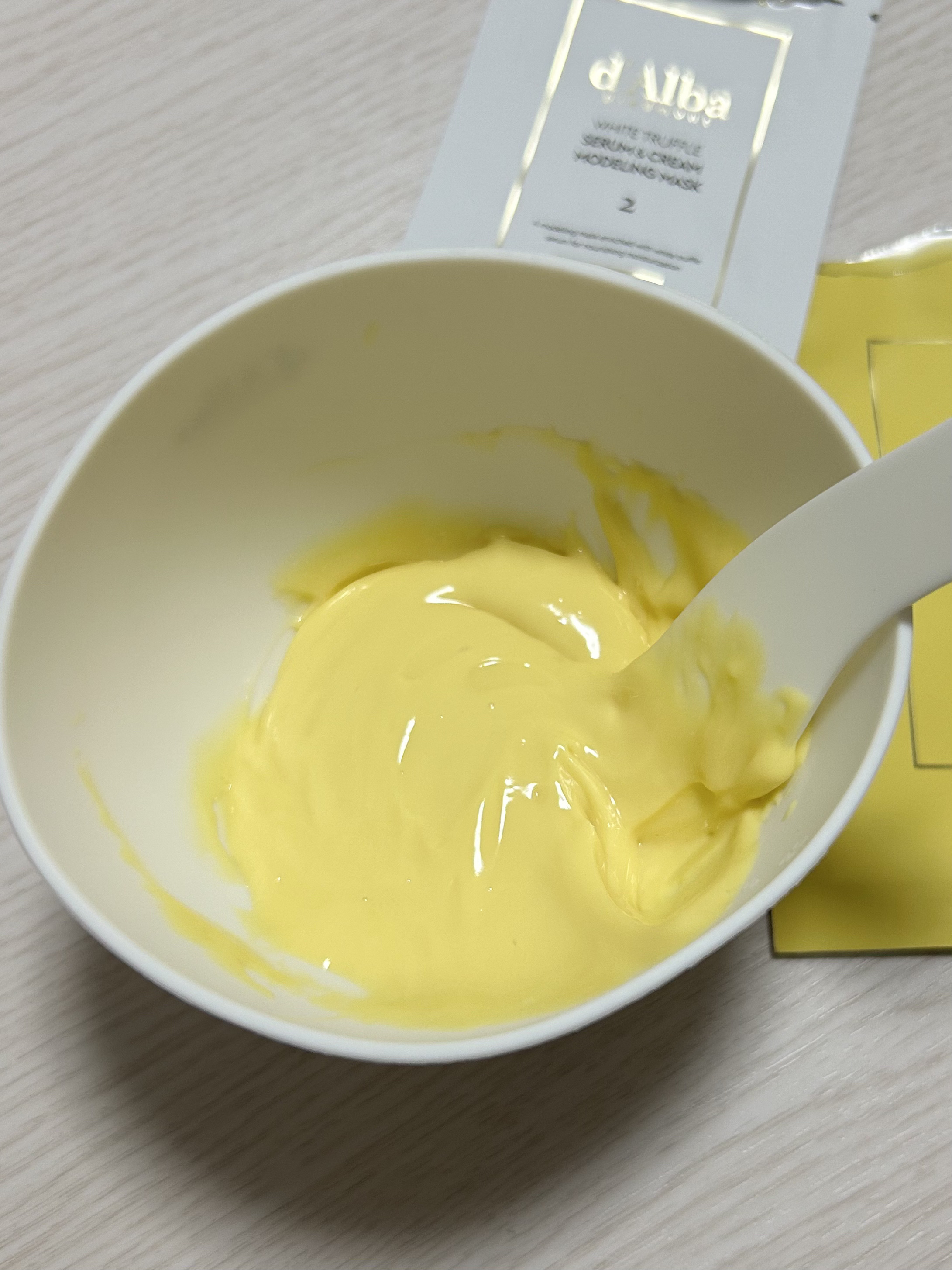 WHITE TRUFFLE SERUM & CREAM MODELING MASK/ダルバ/その他スキンケアを使ったクチコミ（3枚目）