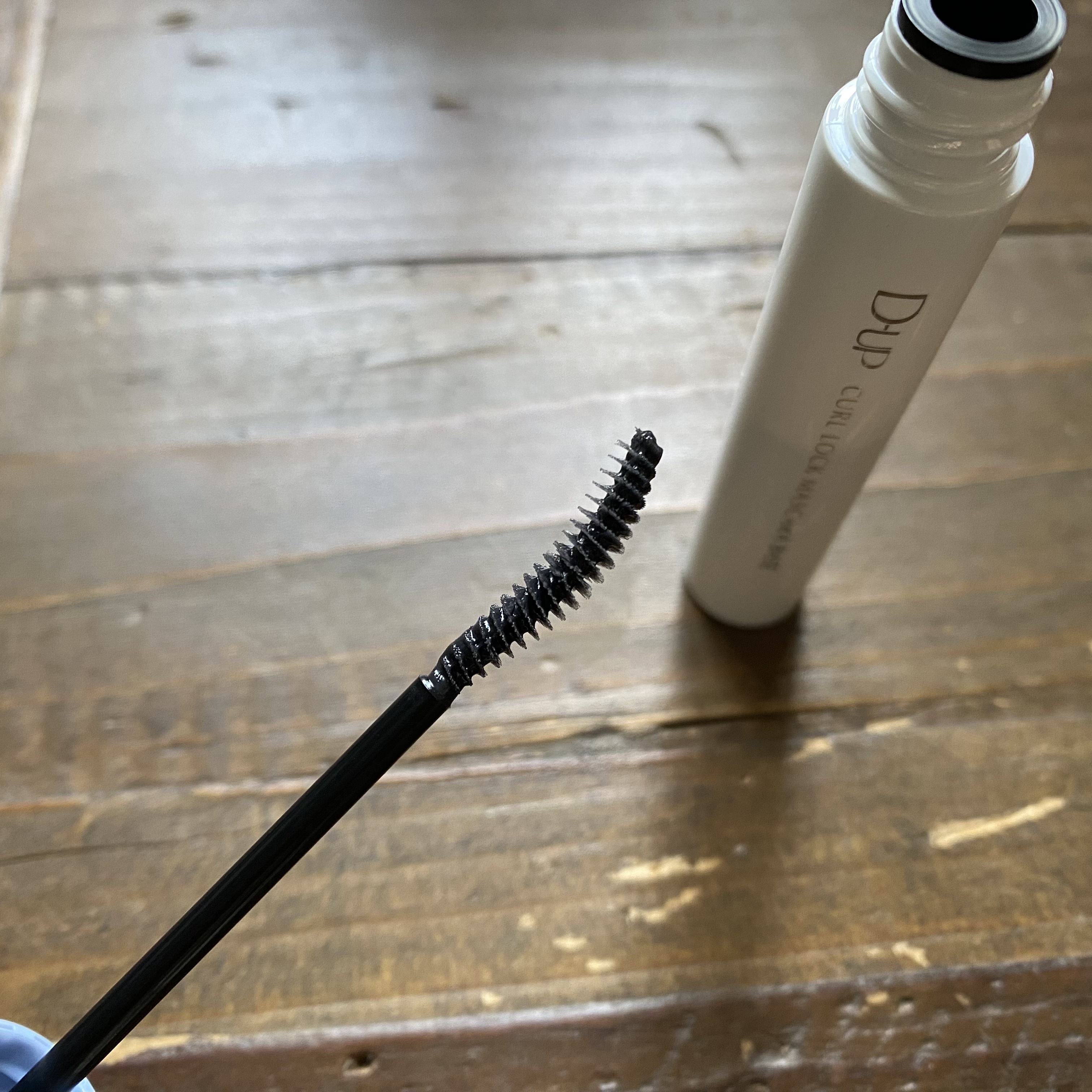 カールロックマスカラベース N/D-UP/マスカラ下地を使ったクチコミ（2枚目）