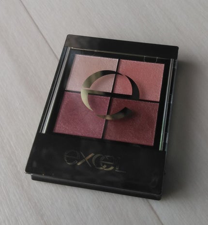 リアルクローズシャドウ/excel/アイシャドウパレットを使ったクチコミ(3枚目)