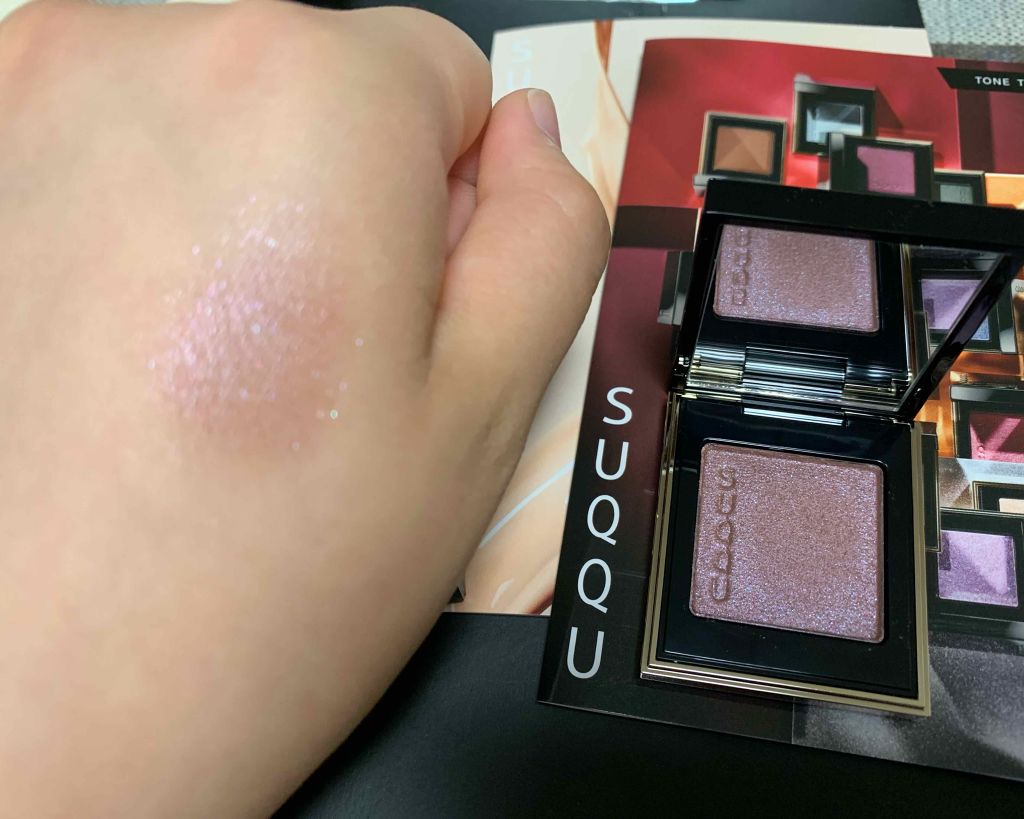トーン タッチ アイズ/SUQQU/単色アイシャドウを使ったクチコミ(2枚目)