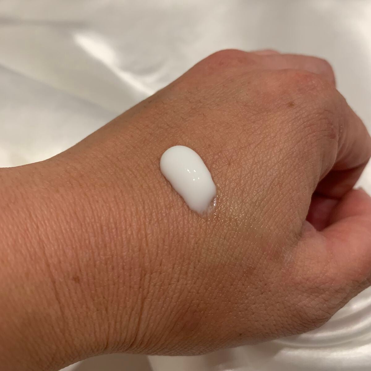 トリクセラNT フルイドクリーム/アベンヌ/ボディクリームを使ったクチコミ(2枚目)