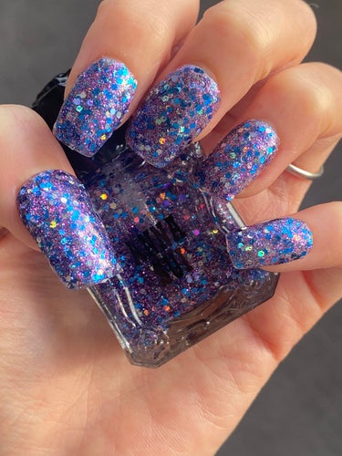 ANNA SUI ネイルカラー トッパーのクチコミ「ANNA SUIネイルカラー トッパー214
夜空に瞬く ミッドナイトスパークル 9ml

か.....」（2枚目）