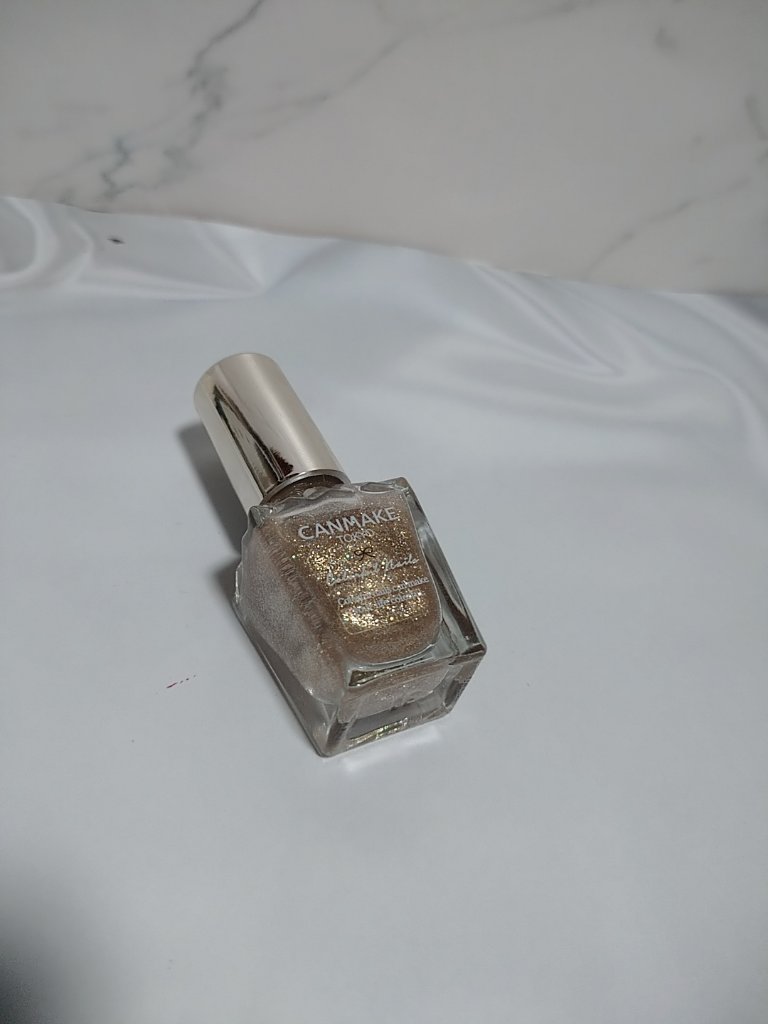 カラフルネイルズ/キャンメイク/マニキュアを使ったクチコミ（1枚目）