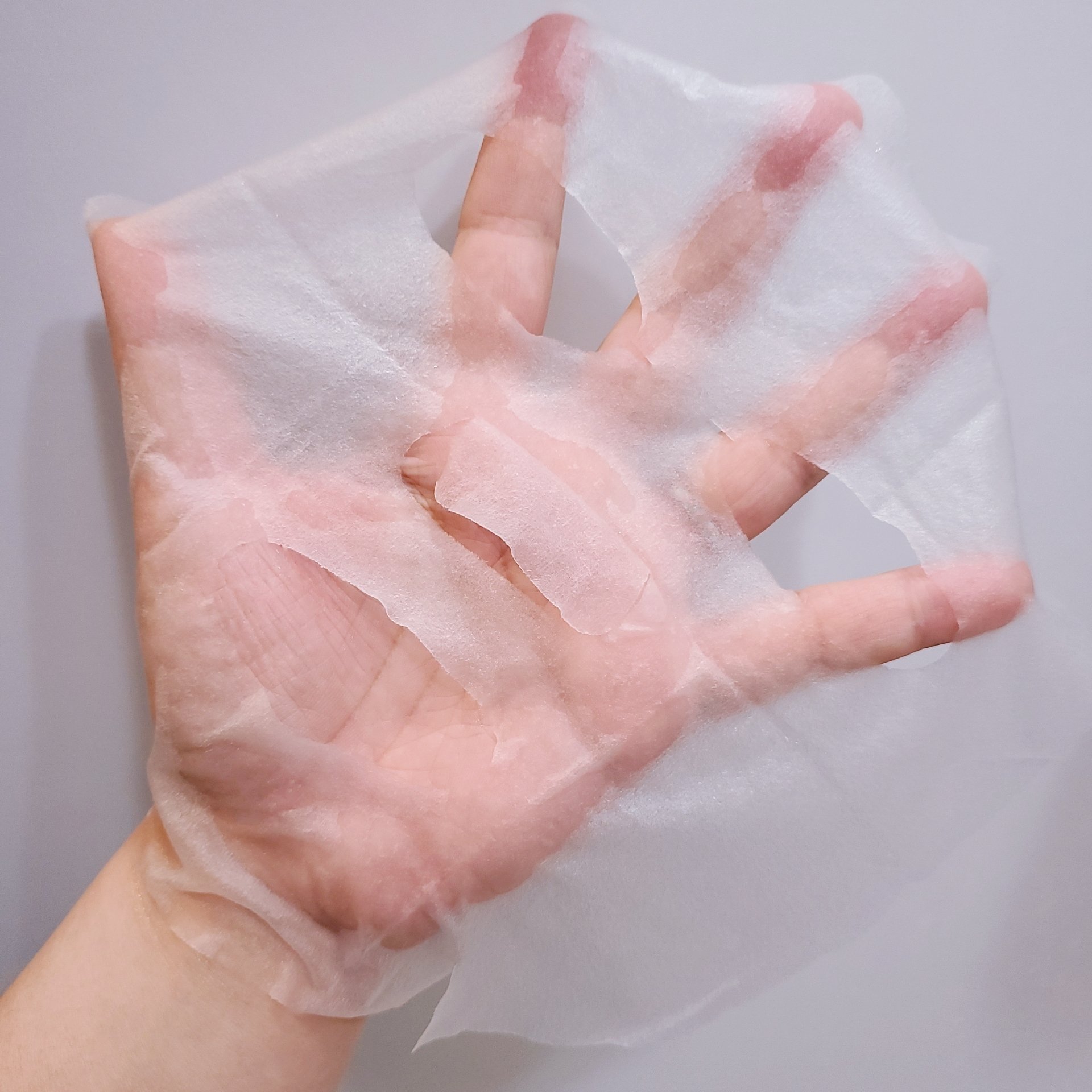 ネイチャーリパブリック グリーンダーマCICA デイリーシートマスクのクチコミ「いい香りなんだろうけど、CICAの薬草っぽさはなく
化粧品売り場のような香水のような強めの香り.....」（3枚目）