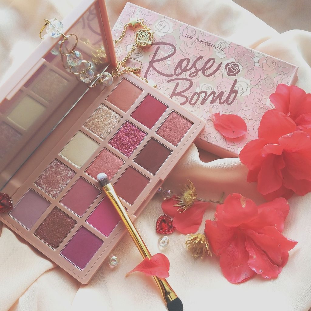 プレイカラーアイパレット ローズボム/ETUDE/アイシャドウパレットを使ったクチコミ（1枚目）