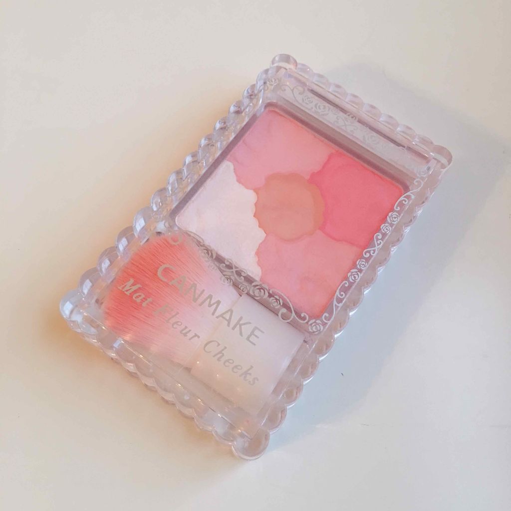 マットフルールチークス/キャンメイク/パウダーチークを使ったクチコミ(1枚目)