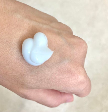 うるモイストディープリペアヘアマスク/byTREES/ヘアマスク・ヘアパックを使ったクチコミ(2枚目)