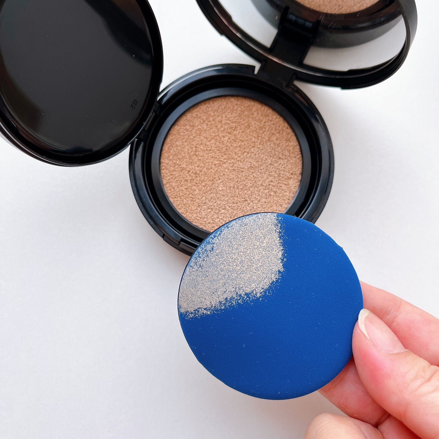 ベルベットジュエルクッション/BIVABOO/クッションファンデーションを使ったクチコミ(3枚目)