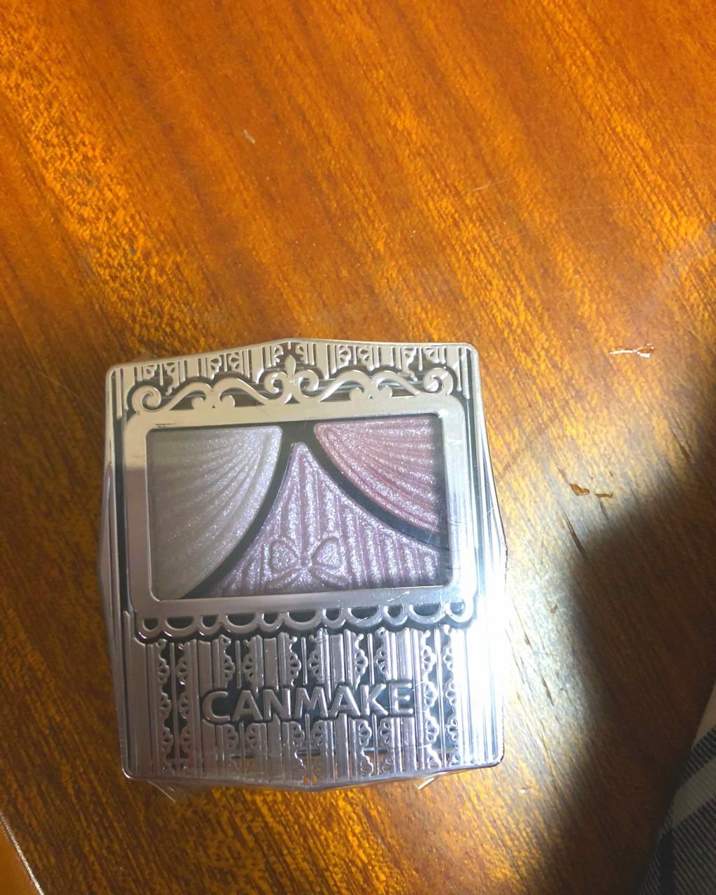 ジューシーピュアアイズ/キャンメイク/アイシャドウパレットを使ったクチコミ（1枚目）
