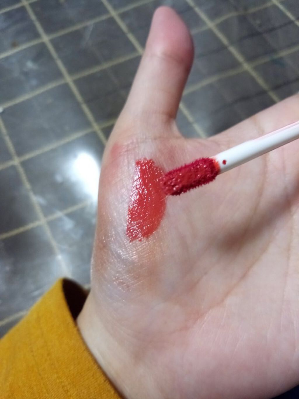 ジューシーリップティント 06 ポメロレッド /キャンメイク/口紅を使ったクチコミ（2枚目）
