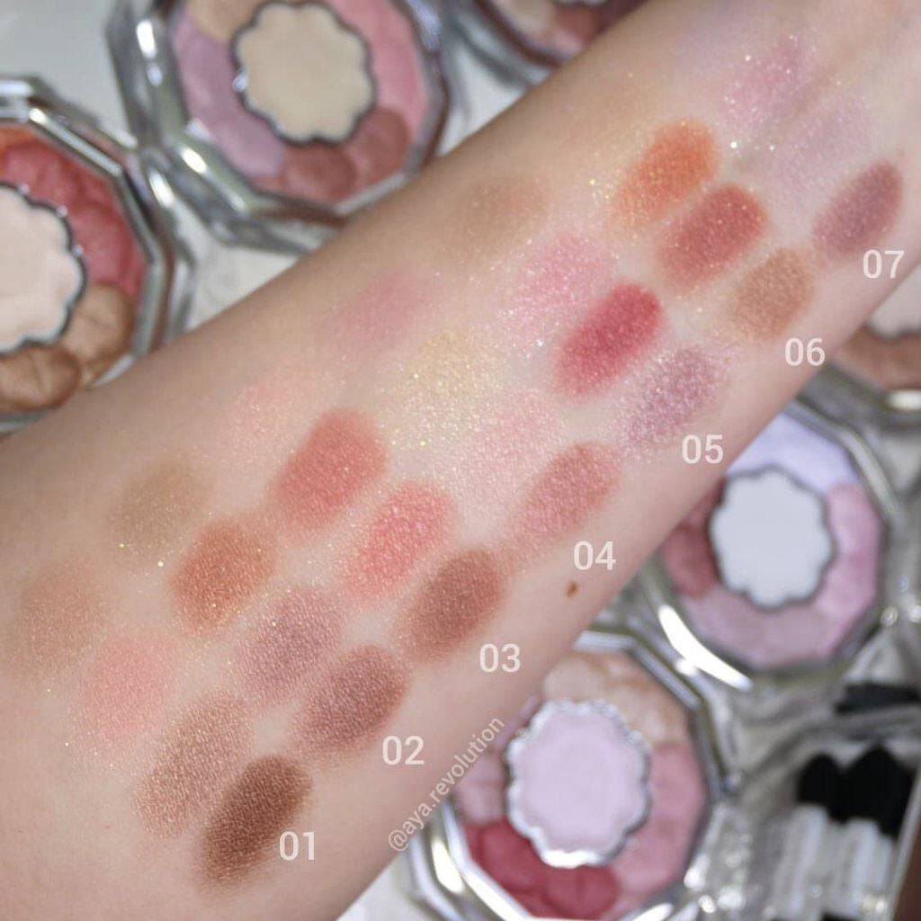 ジルスチュアート ブルームクチュール アイズ/JILL STUART/アイシャドウパレットを使ったクチコミ(3枚目)