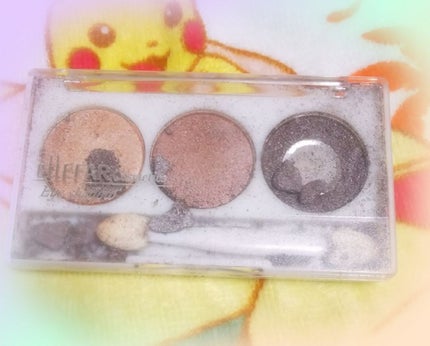 エルファー プロフェッショナル アイシャドウ/DAISO/アイシャドウパレットを使ったクチコミ(1枚目)