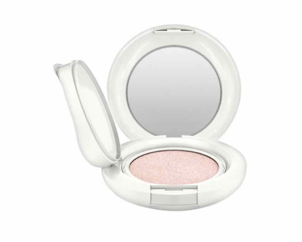 M・A・C ストロボ トーンアップ クッション コンパクト SPF 50のクチコミ「大好きなストロボクリーム♡

#MAC
#ストロボトーンアップクッションコンパクト
#ピンクラ.....」（2枚目）