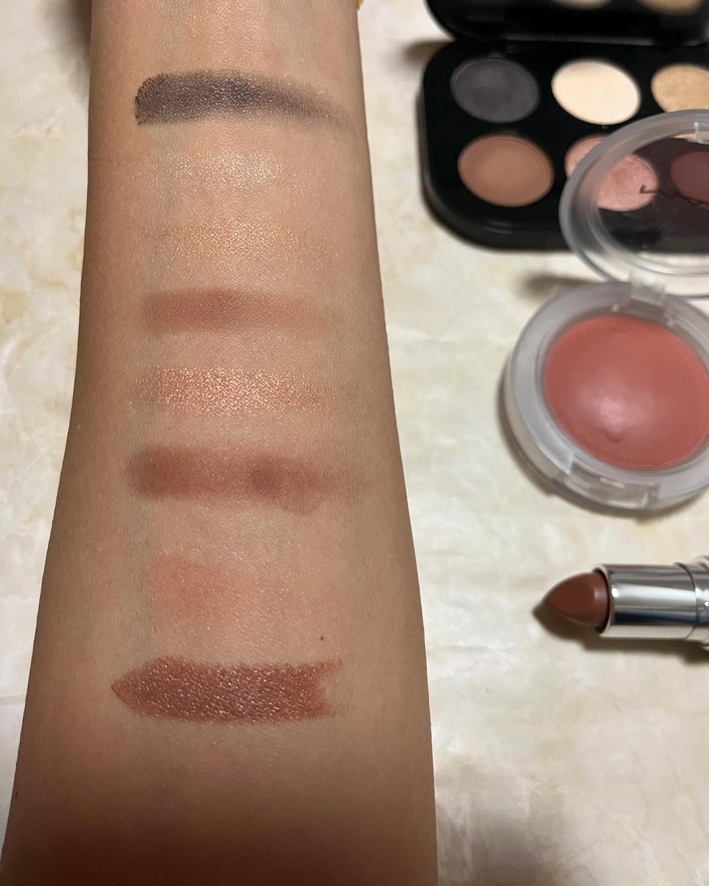 コネクト イン カラー アイシャドウ パレット × 6/M・A・C/アイシャドウパレットを使ったクチコミ(2枚目)