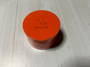 

『MELLIFE BALM CLEANSE DERMA CLEAR』


鮮やかなオレンジ色のテクスチャーのクレンジングバーム

スパチュラですくう時は固めな感じ

手のひらでほぐしてからメイクにな