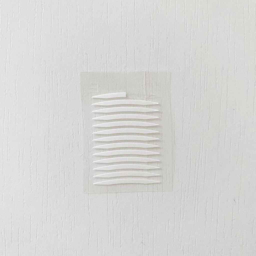 ワンダーアイリッドテープ Extra/D-UP/二重まぶた用アイテムを使ったクチコミ（3枚目）