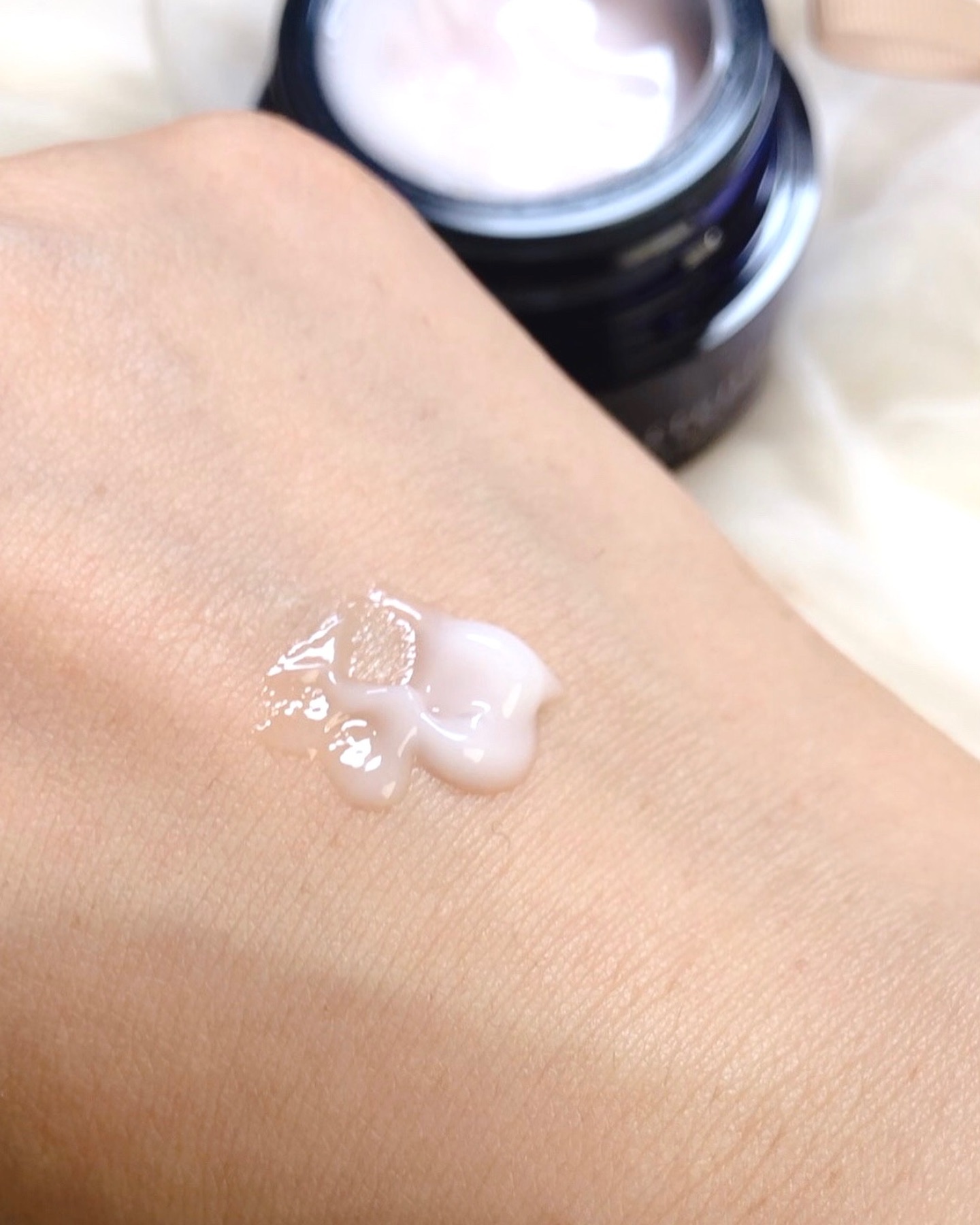 アテニア ミッドナイトモイスチャライザー/アテニア/フェイスクリームを使ったクチコミ（3枚目）