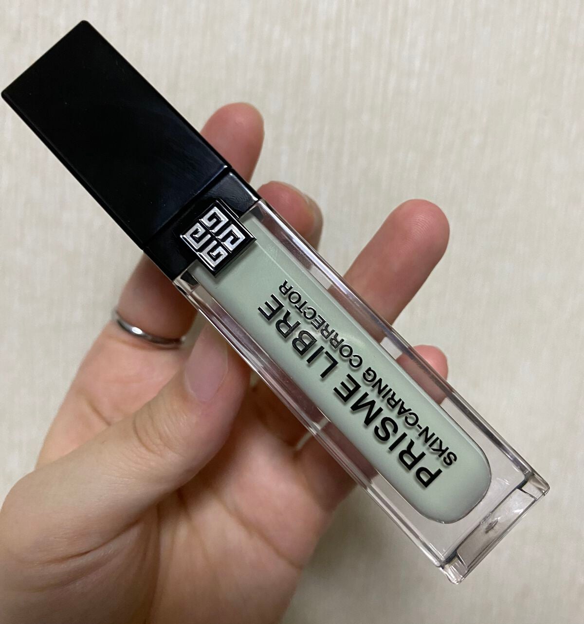 プリズム・リーブル・スキンケアリング・コレクター/GIVENCHY/化粧下地を使ったクチコミ(1枚目)