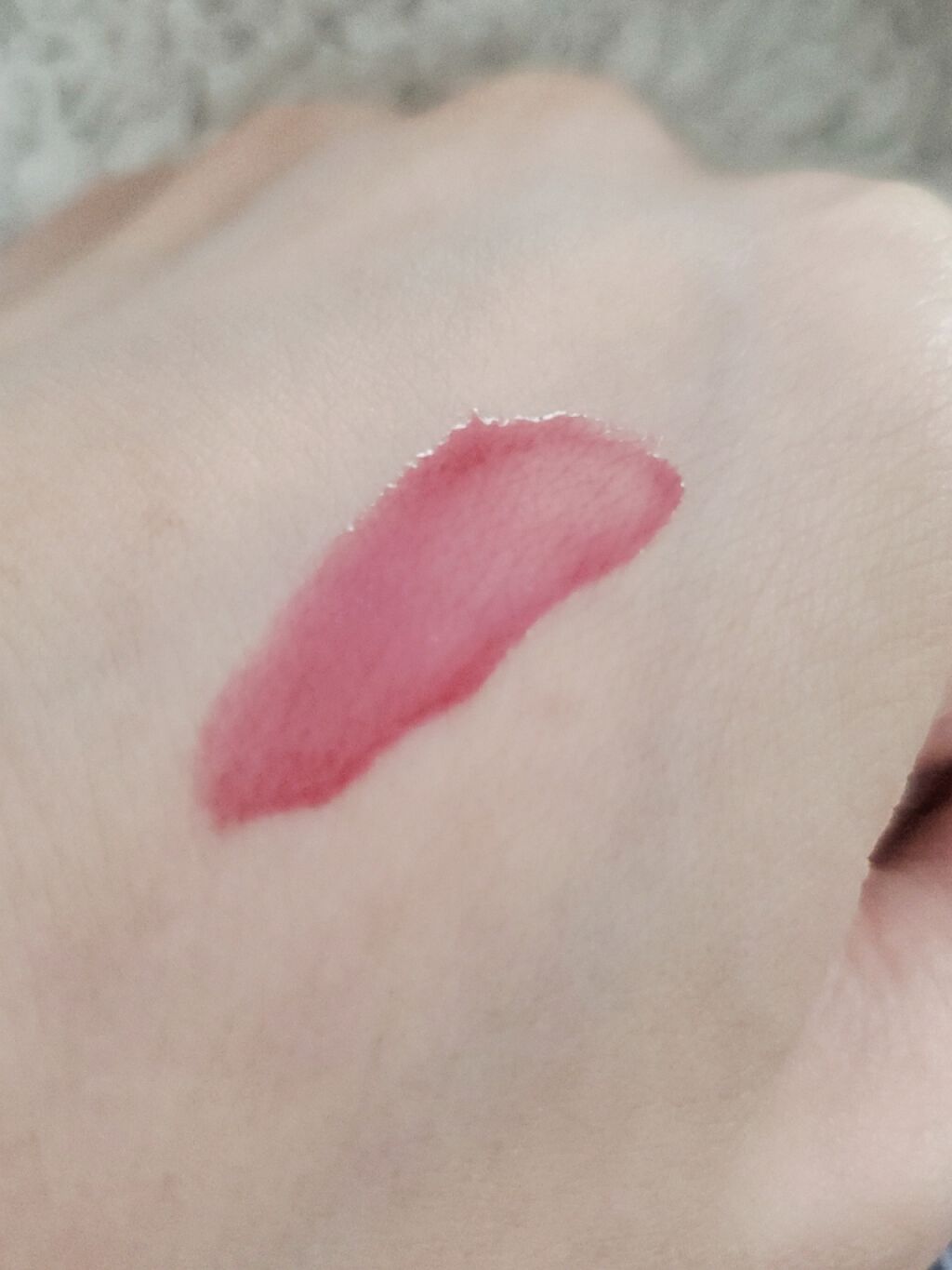 ニュアンスグロスオイル/excel/リップグロスを使ったクチコミ（2枚目）