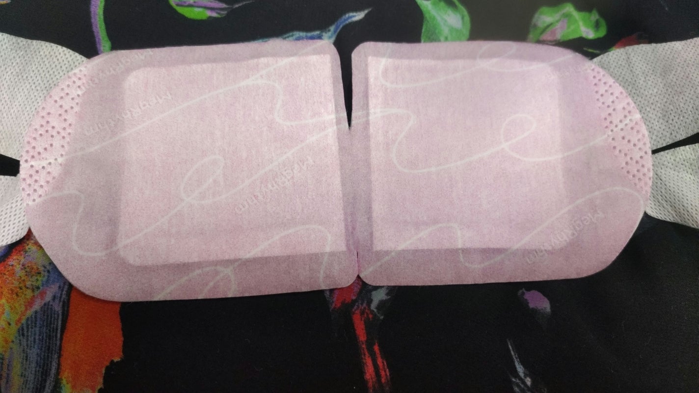 めぐりズム 蒸気でホットアイマスク Dreamy Celection Peaceful Herb ゼラニウムの香り/めぐりズム/ホットアイマスクを使ったクチコミ(4枚目)