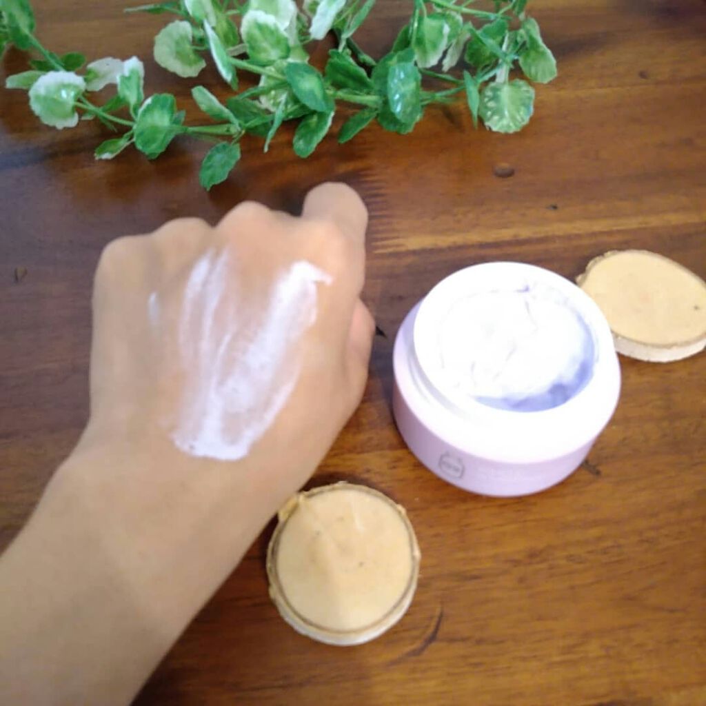 WHITE WHIPPING CREAM(ウユクリーム)/G9SKIN/化粧下地を使ったクチコミ(2枚目)