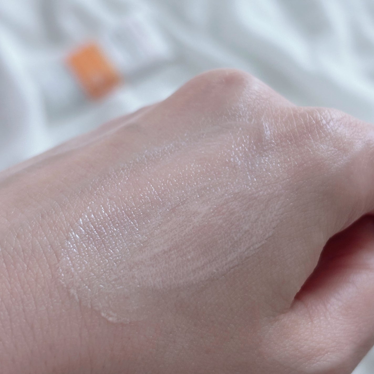 サンスクリーン+モイスト(色付き)<日焼け止め>/DR.WU/日焼け止めローションを使ったクチコミ(4枚目)