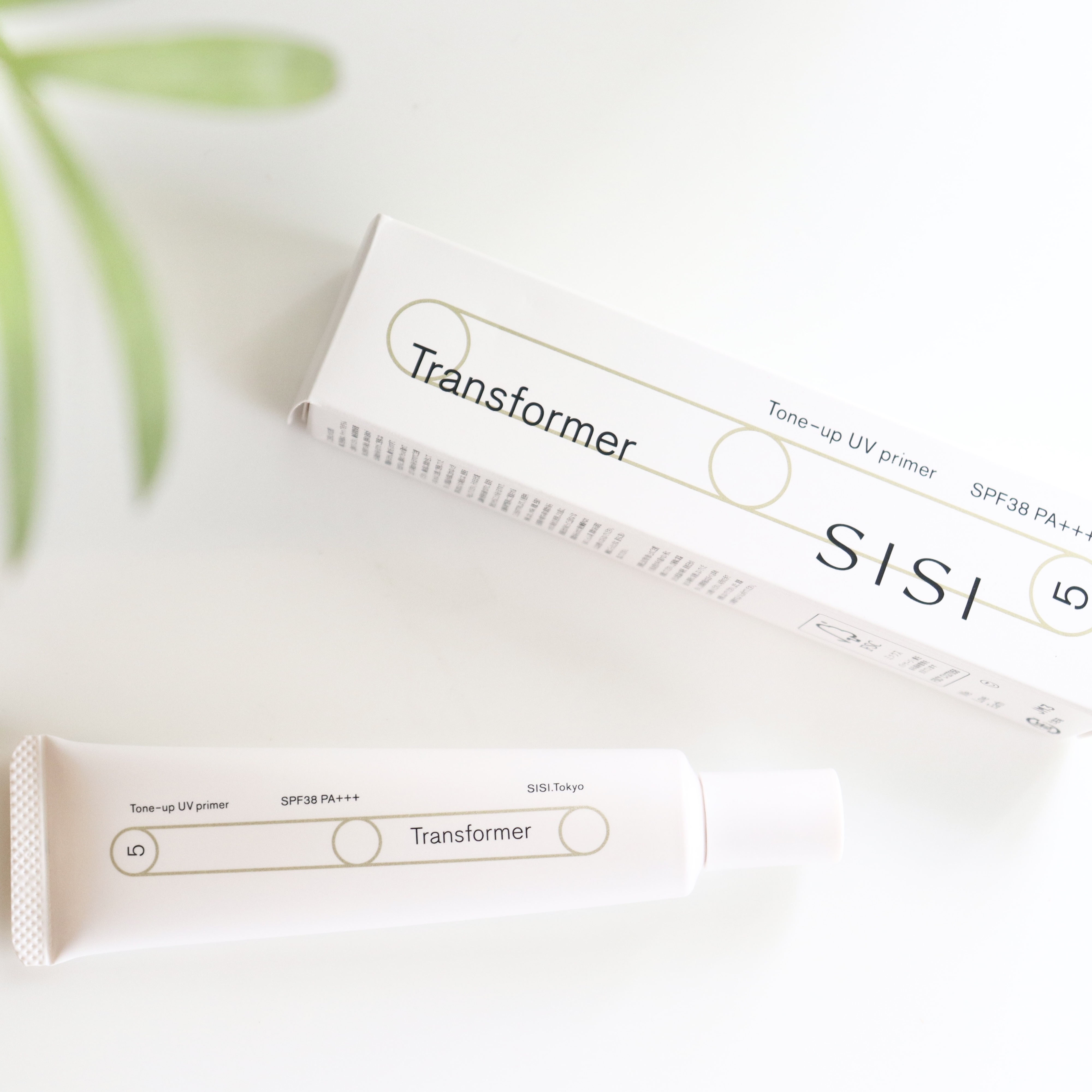 トランスフォーマートーンアップUVプライマー SPF38 PA+++/SISI/化粧下地を使ったクチコミ（1枚目）