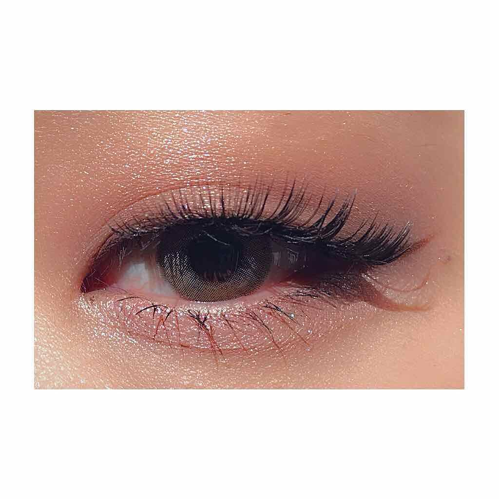 アディクション ザ アイシャドウ/ADDICTION/単色アイシャドウを使ったクチコミ（2枚目）