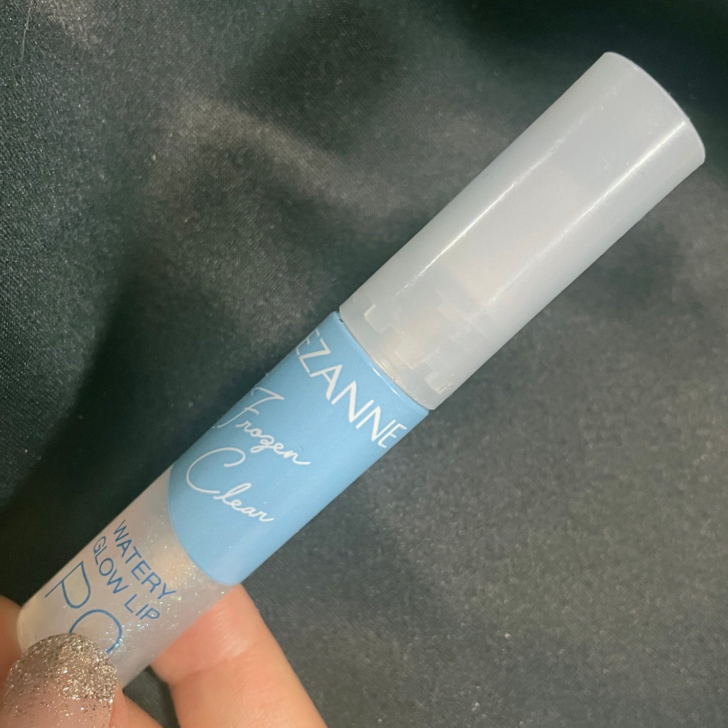 ウォータリーグロウリップ/CEZANNE/リップグロスを使ったクチコミ(1枚目)