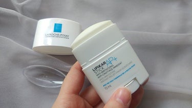 ラ ロッシュ ポゼ リピカ スティック AP+のクチコミ「🌟LA ROCHE-POSAY リピカスティック


顔、ボディに使える
スティック状保湿クリ.....」（3枚目）