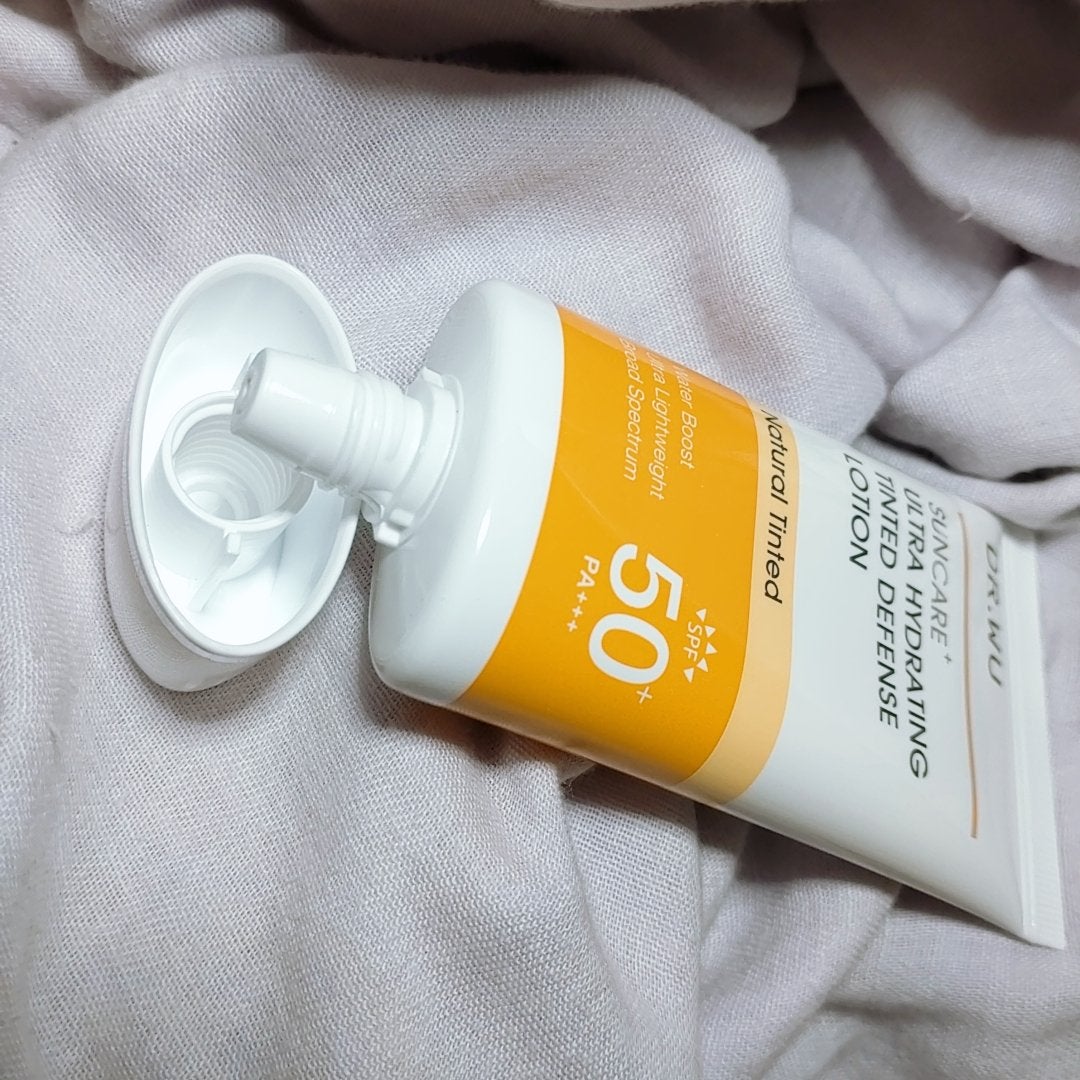 サンスクリーン+モイスト(色付き)<日焼け止め>/DR.WU/日焼け止めローションを使ったクチコミ(2枚目)