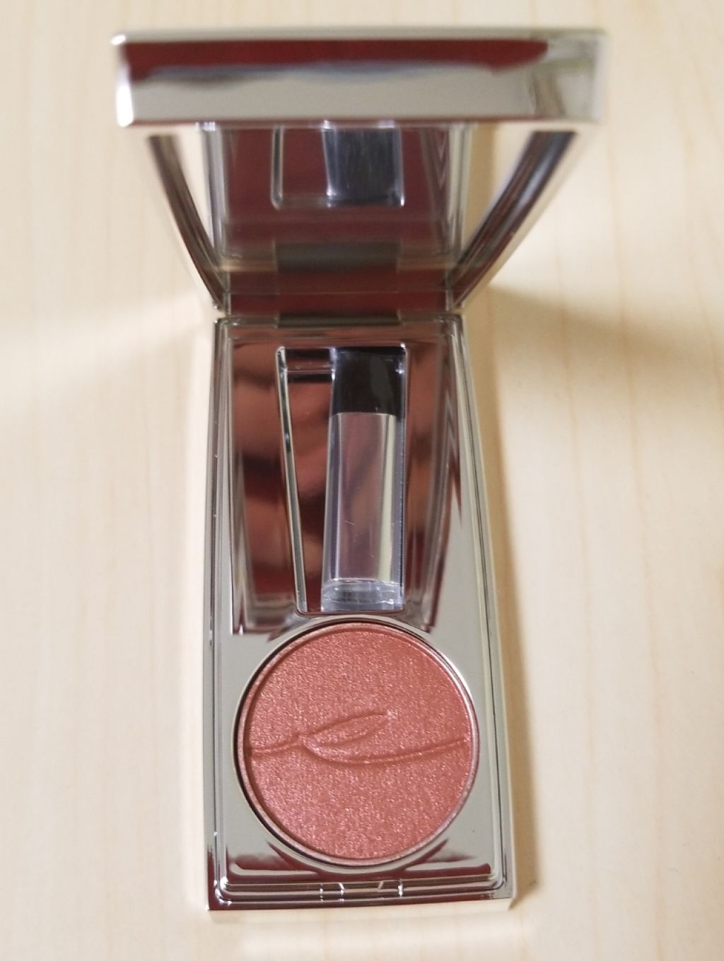 カラーユアルックアイズ/RMK/単色アイシャドウを使ったクチコミ(1枚目)