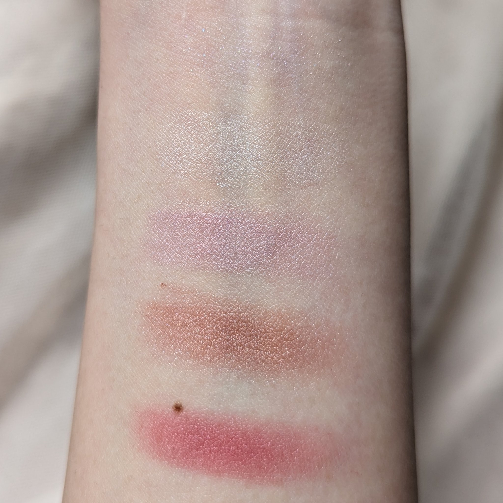 ジルスチュアート ブルームクチュール アイズ　ジュエルドブーケ 09 pansy tanzanite<パステルペタルハーモニー>（限定）/JILL STUART/アイシャドウパレットを使ったクチコミ（3枚目）